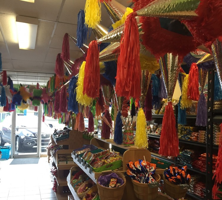 La Pinata Loca candy store (Wyoming,&nbspMI)